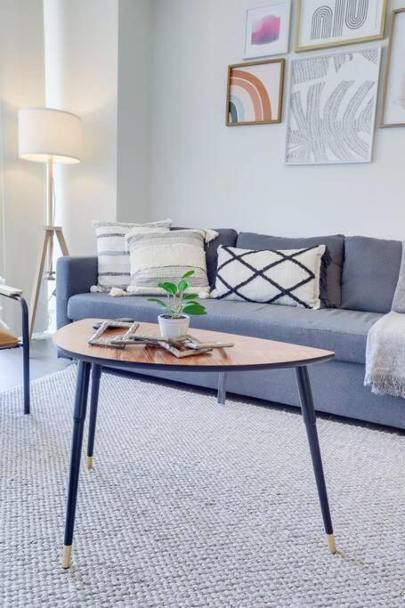 Bright Apartment Walk To Ballston Metro Arlington Dış mekan fotoğraf