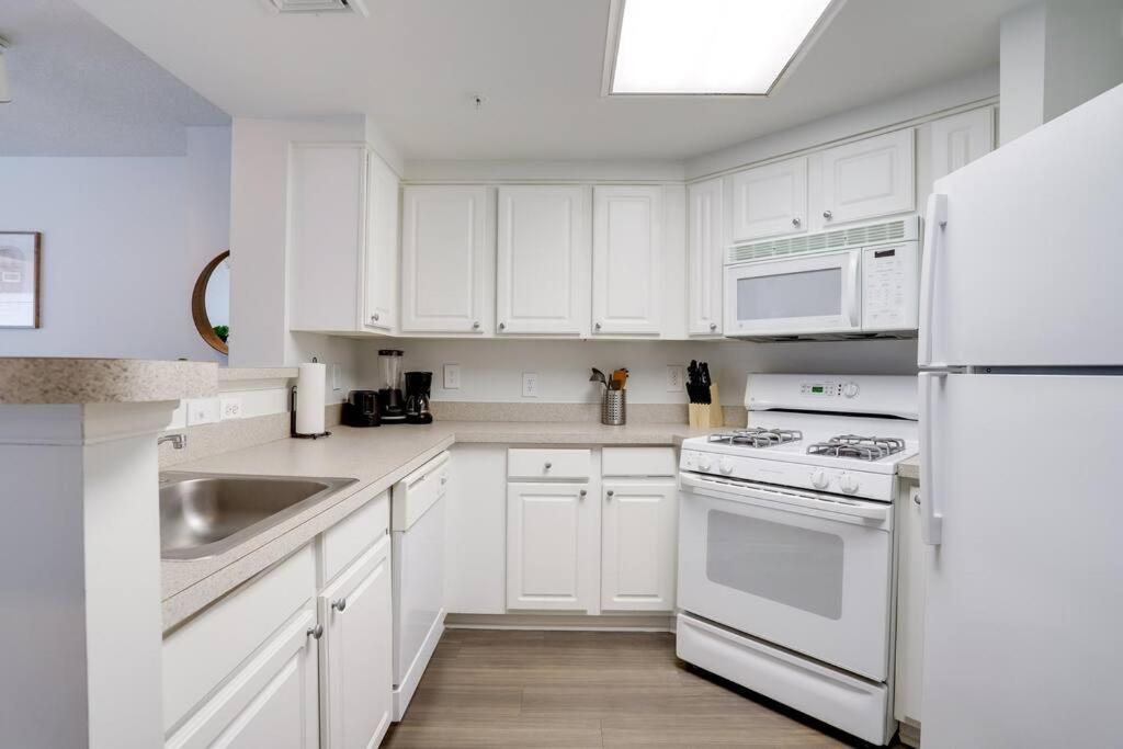 Bright Apartment Walk To Ballston Metro Arlington Dış mekan fotoğraf