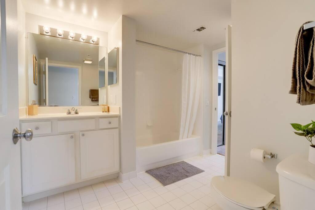 Bright Apartment Walk To Ballston Metro Arlington Dış mekan fotoğraf
